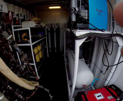 centro-de-comunicacion-de-media-profundidad-2